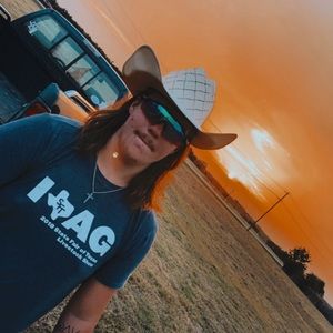 Meet your Posher, Sam